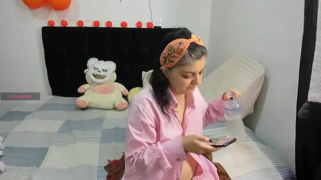 Yin yang hot online show from 29, 10, 2025