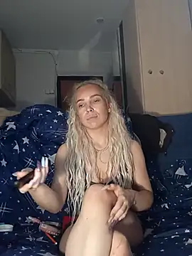 Snapshot of Conny_Shellie chatting on 13, 11, 2025 Conny Shellie online show from 13, 11, 2025