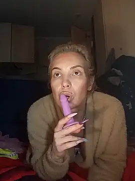 Snapshot of Conny_Shellie chatting on 25, 11, 2025 Conny Shellie online show from 25, 11, 2025