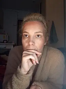 Snapshot of Conny_Shellie chatting on 27, 11, 2025 Conny Shellie online show from 27, 11, 2025