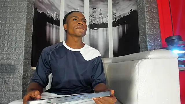 Snapshot of george_lance chatting on 16, 10, 2025 george lance online show from 16, 10, 2025