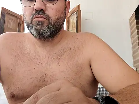 Snapshot of morenet_festero chatting on 5, 10, 2025 morenet festero online show from 5, 10, 2025