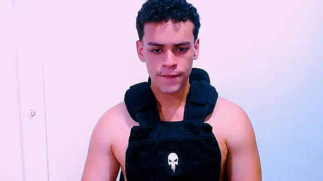 Snapshot of DominicBlazze chatting on 16, 10, 2025 DominicBlazze online show from 16, 10, 2025