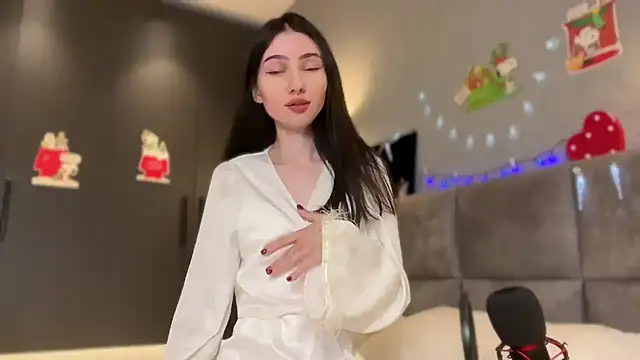 Snapshot of AnaMoonlight chatting on 14, 12, 2025 AnaMoonlight online show from 14, 12, 2025