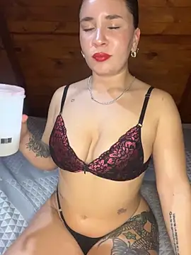 Snapshot of Belubel chatting on 4, 10, 2025 Belubel online show from 4, 10, 2025