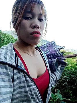 Snapshot of nhinhi-sexy chatting on 17, 10, 2025 nhinhi-sexy online show from 17, 10, 2025