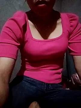 Snapshot of nhinhi-sexy chatting on 2, 11, 2025 nhinhi-sexy online show from 2, 11, 2025