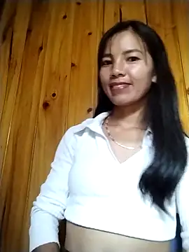 Snapshot of lmc-zz chatting on 4, 10, 2025 lmc-zz online show from 4, 10, 2025