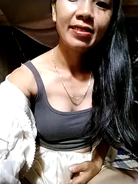 Snapshot of lmc-zz chatting on 12, 10, 2025 lmc-zz online show from 12, 10, 2025