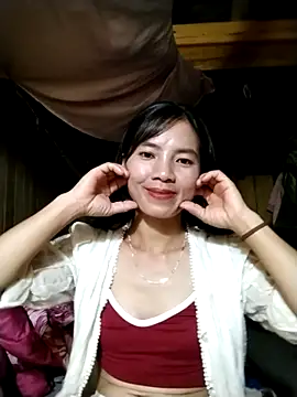 Snapshot of lmc-zz chatting on 31, 10, 2025 lmc-zz online show from 31, 10, 2025