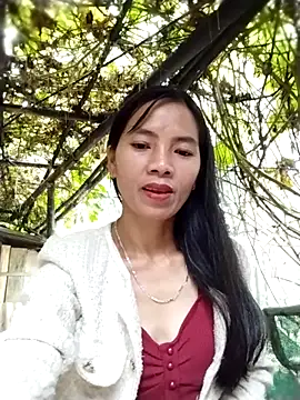 Snapshot of lmc-zz chatting on 9, 11, 2025 lmc-zz online show from 9, 11, 2025