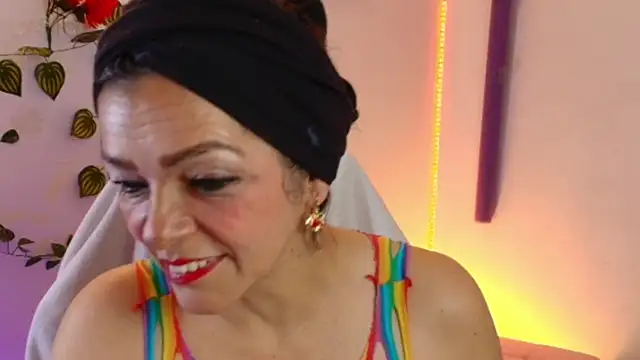 Carol Miss2 online show from 10, 2, 2026