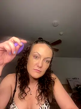 Snapshot of sexybriiiixoxo chatting on 1, 12, 2025 sexybriiiixoxo online show from 1, 12, 2025