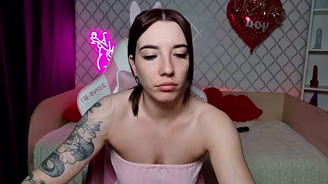 Curious Lily online show from 23, 3, 2026