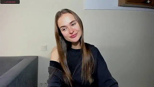 LilMary  online show from 17, 12, 2025