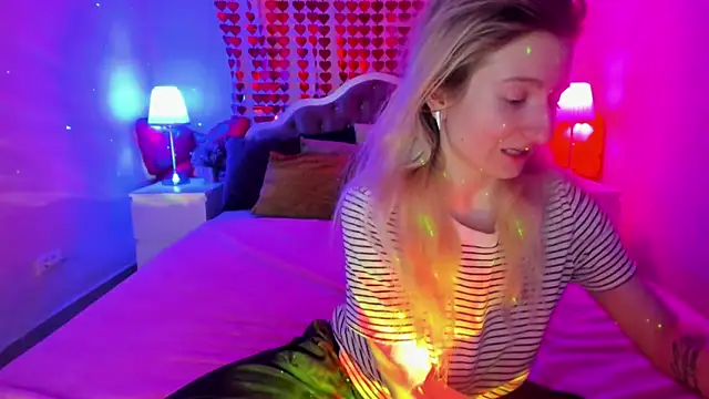 CamillaDreamer online show from 3, 3, 2026