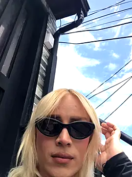 Snapshot of alexawinterrr chatting on 7, 10, 2025 alexawinterrr online show from 7, 10, 2025