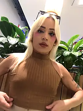 Snapshot of alexawinterrr chatting on 2, 12, 2025 alexawinterrr online show from 2, 12, 2025