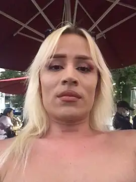 Snapshot of alexawinterrr chatting on 15, 12, 2025 alexawinterrr online show from 15, 12, 2025