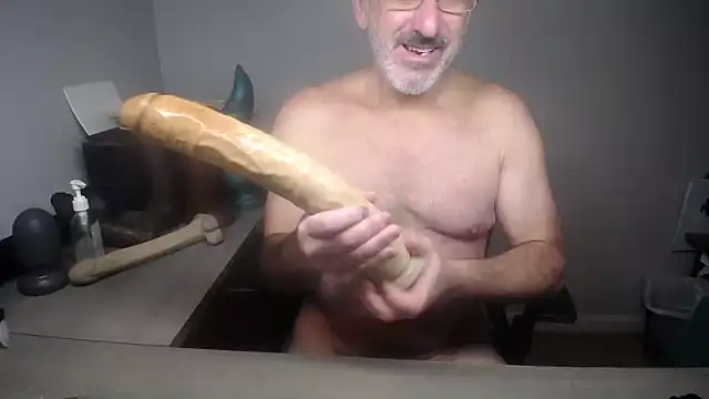 Snapshot of sackstor chatting on 4, 1, 2025 sackstor online show from 4, 1, 2025