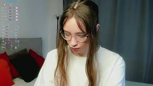 Snapshot of KinkySeraph chatting on 12, 10, 2025 KinkySeraph online show from 12, 10, 2025