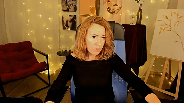 DonnaSmitth online show from 11, 10, 2025