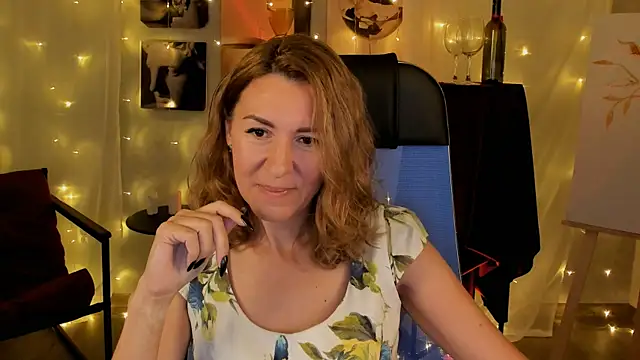 DonnaSmitth online show from 13, 10, 2025