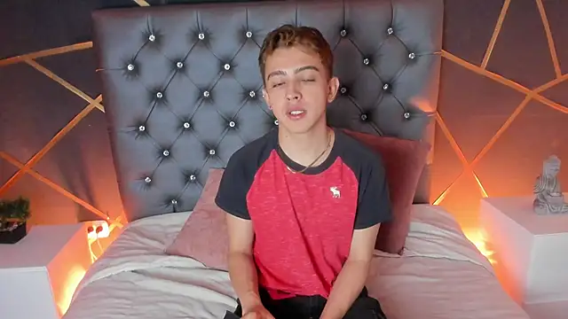 Lian Miller1  online show from 7, 10, 2025