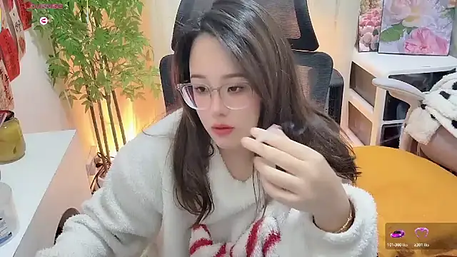 NEWONETO online show from 5, 1, 2026