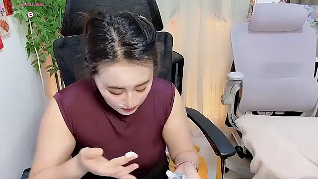 NEWONETO online show from 28, 3, 2026