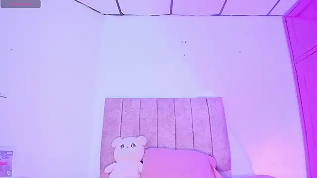 Mila 1wood online show from 17, 7, 2026