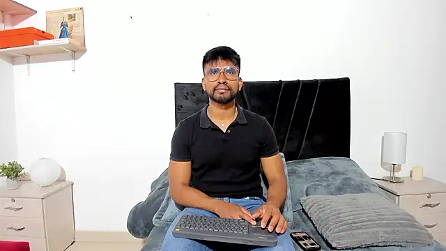 Taylormaccurdy  online show from 2, 3, 2026