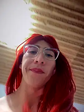 Snapshot of NICOLLE__12 chatting on 2, 11, 2025 NICOLLE 12 online show from 2, 11, 2025