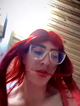 Snapshot of NICOLLE__12 chatting on 3, 11, 2025 NICOLLE 12 online show from 3, 11, 2025