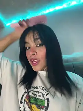 Veeronica  online show from 27, 9, 2025