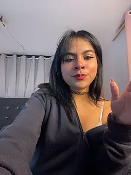 Veeronica  online show from 7, 11, 2025