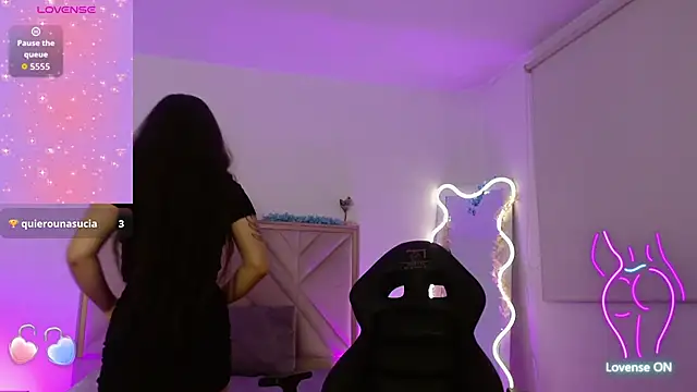 Ixchel tay online show from 17, 10, 2025