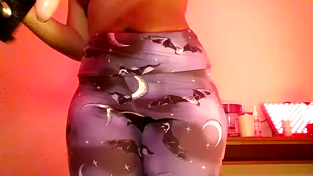 Snapshot of bellacagyal chatting on 7, 11, 2025 bellacagyal online show from 7, 11, 2025