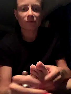 GoldenPussy1329 online show from 6, 11, 2025