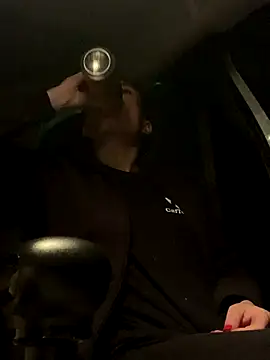 GoldenPussy1329 online show from 7, 11, 2025