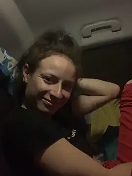 GoldenPussy1329 online show from 14, 12, 2025