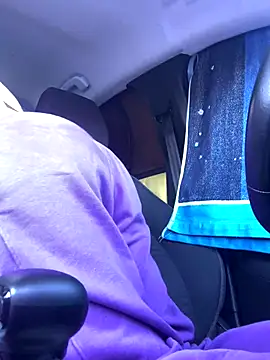 GoldenPussy1329 online show from 14, 12, 2025