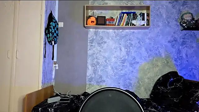 Beeping Creature online show from 23, 11, 2025