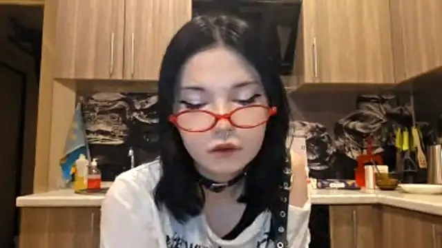 Beeping Creature online show from 12, 1, 2026