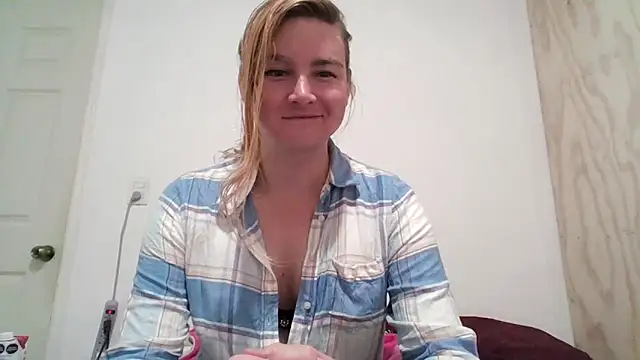 Snapshot of vagimosa chatting on 6, 11, 2025 vagimosa online show from 6, 11, 2025