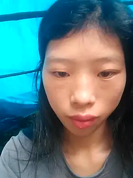 Snapshot of Khanhu_xx chatting on 8, 10, 2025 Khanhu xx online show from 8, 10, 2025