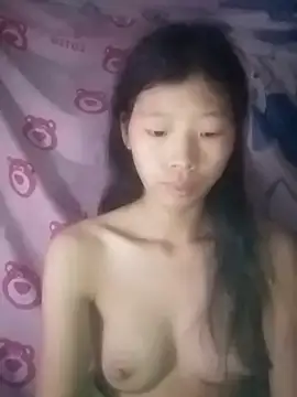 Snapshot of Khanhu_xx chatting on 25, 10, 2025 Khanhu xx online show from 25, 10, 2025