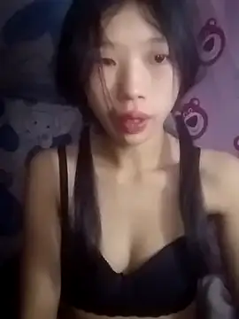 Snapshot of Khanhu_xx chatting on 21, 11, 2025 Khanhu xx online show from 21, 11, 2025