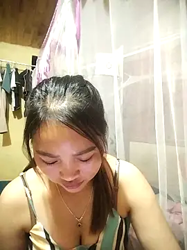 Snapshot of Liu30 chatting on 2, 10, 2025 Liu30 online show from 2, 10, 2025