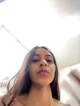 miluwatson online show from 18, 10, 2025